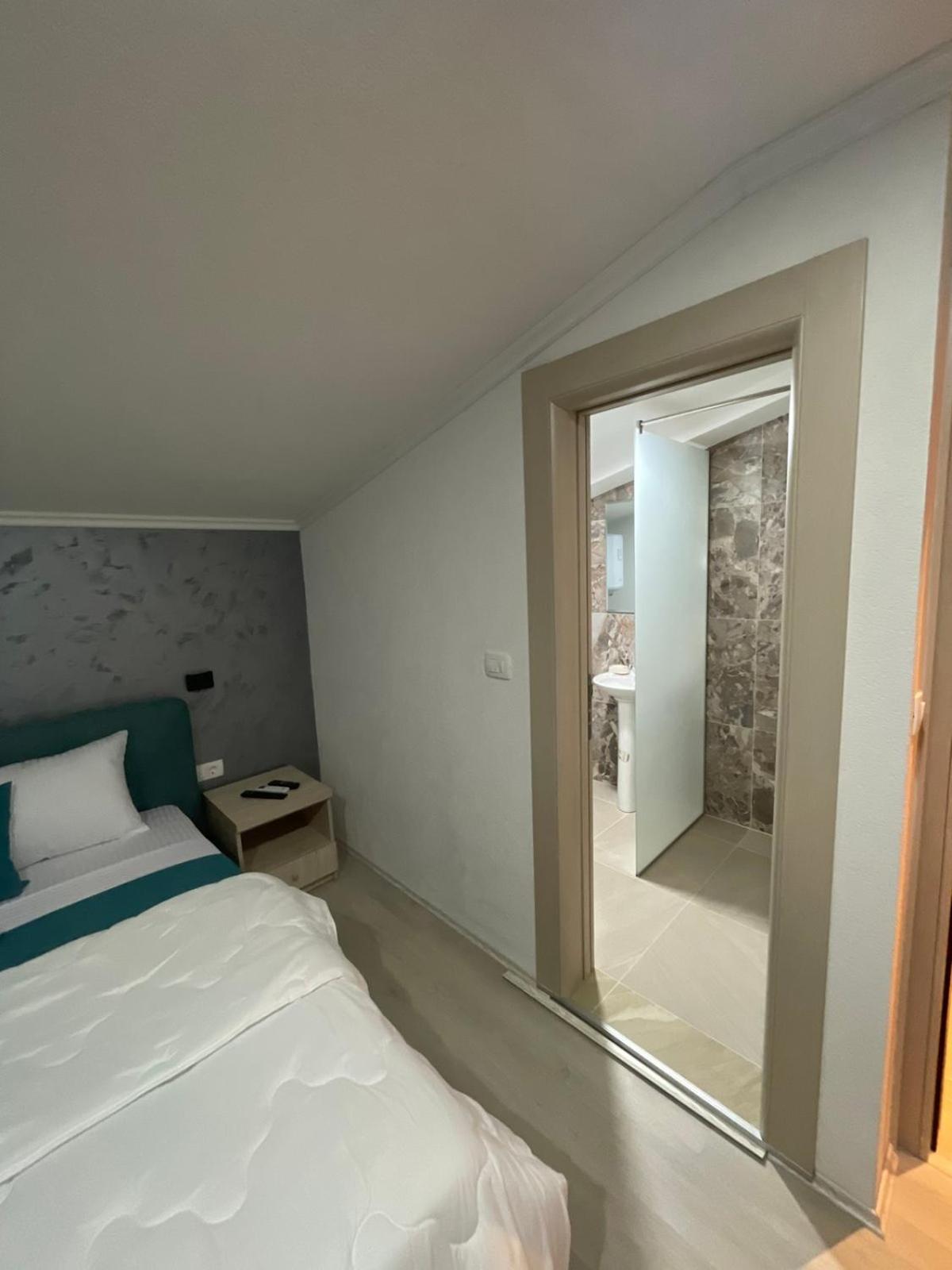 Apartments Zejak Mitrovici  Екстериор снимка