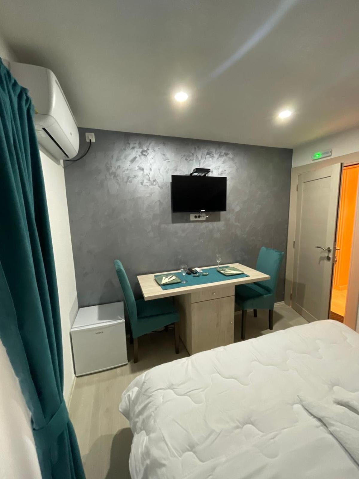 Apartments Zejak Mitrovici  Екстериор снимка