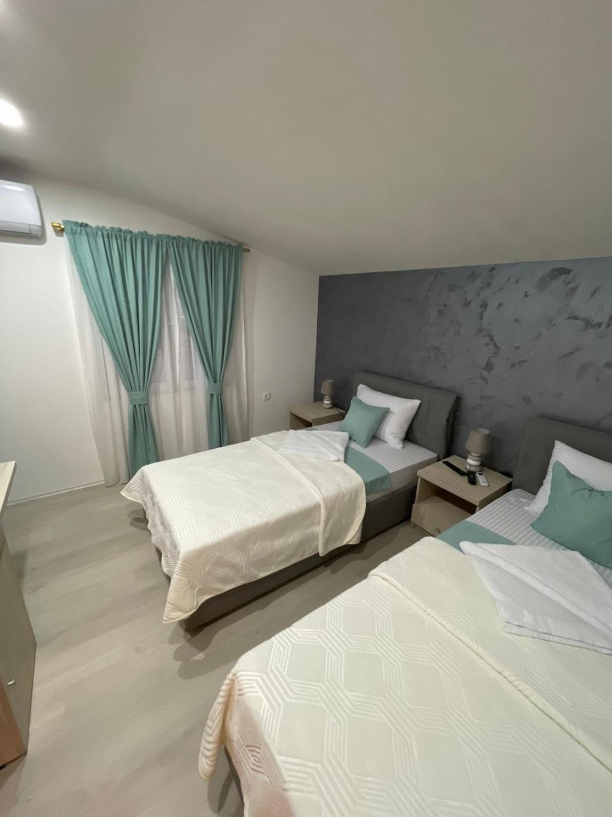 Apartments Zejak Mitrovici  Екстериор снимка