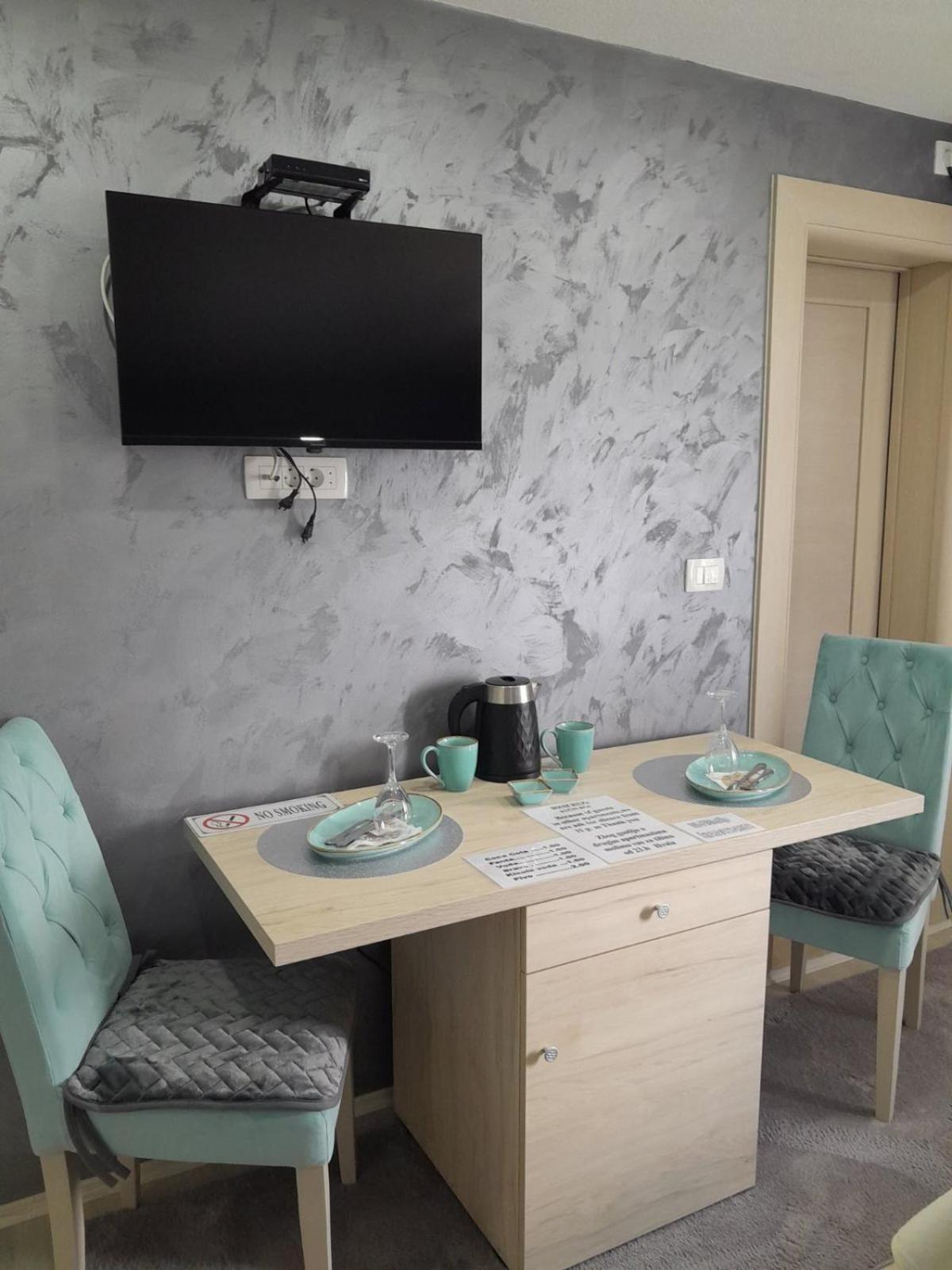 Apartments Zejak Mitrovici  Екстериор снимка